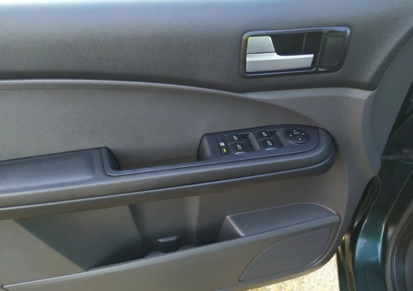 Ford Focus C-Max cena 8400 przebieg: 167000, rok produkcji 2003 z Legnica małe 742